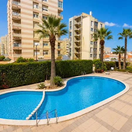 Апартаменти London Pool